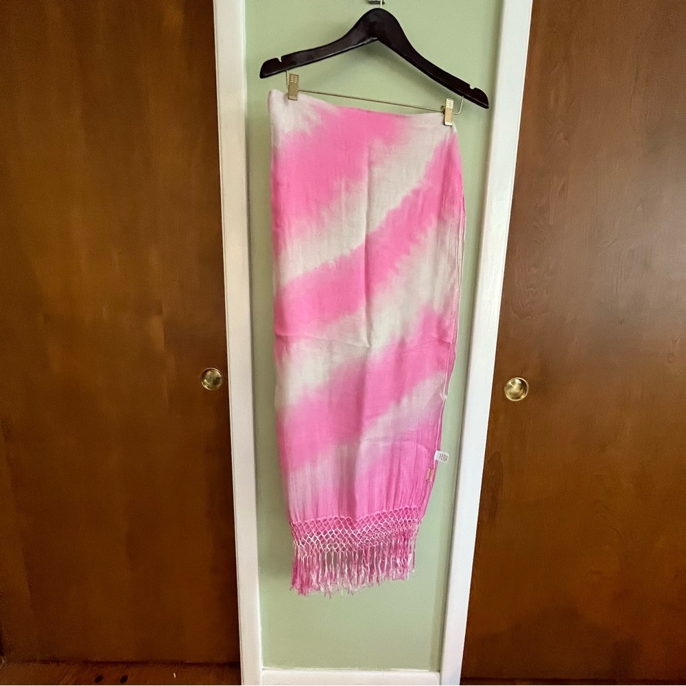 Gypsy 05 Pink & White gauzy knit oversized scarf wrap w/fringe